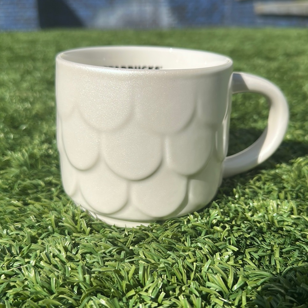 Starbucks Pearl White Mermaid Scales Mug, 14 oz